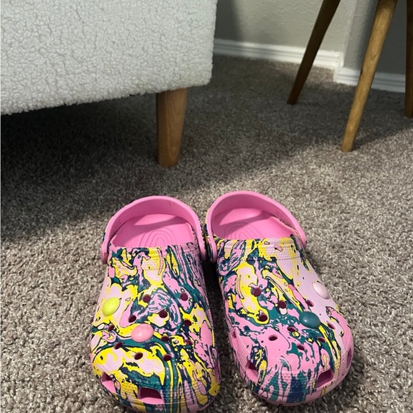 Crocs - Picture 1 of 7